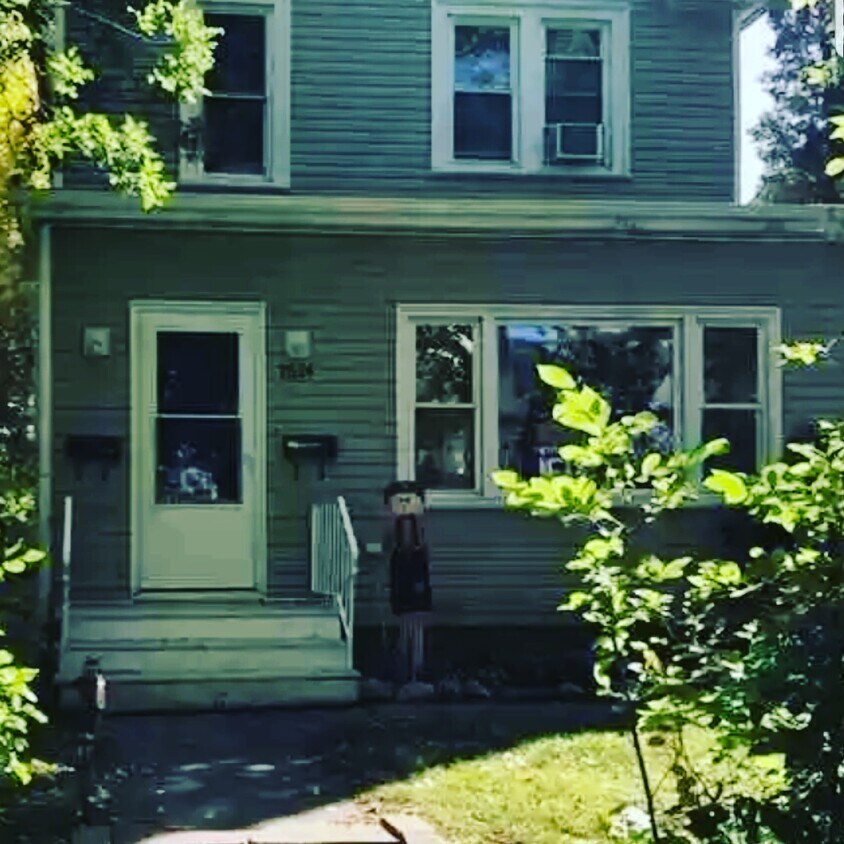 Front Door - 2624 W 5th St