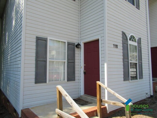 Building Photo - 118 Huntress Dr.