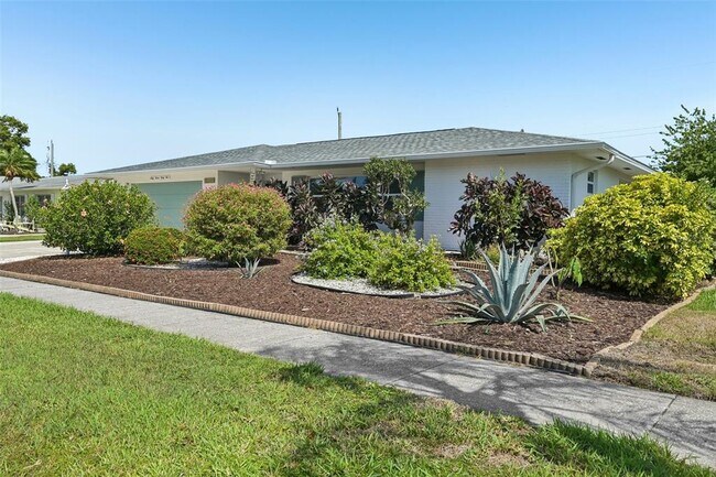Building Photo - 6735 Keystone Dr