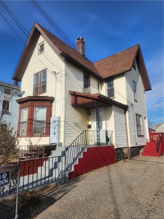 Primary Photo - 141 Hicks St