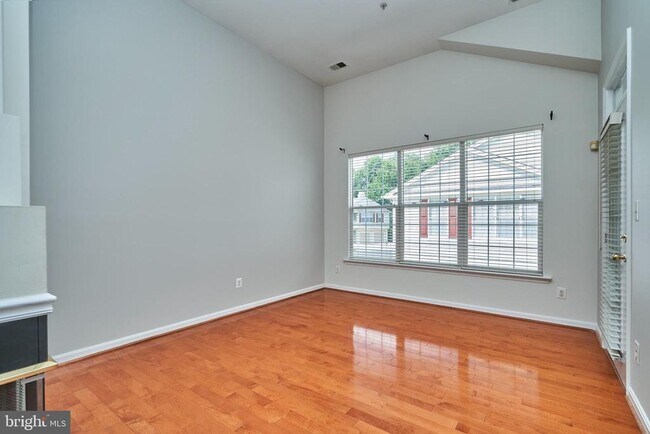 Foto del edificio - 11407 Gate Hill Pl