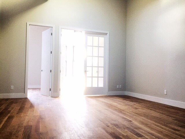 Foto del edificio - 1190 Greene Ave