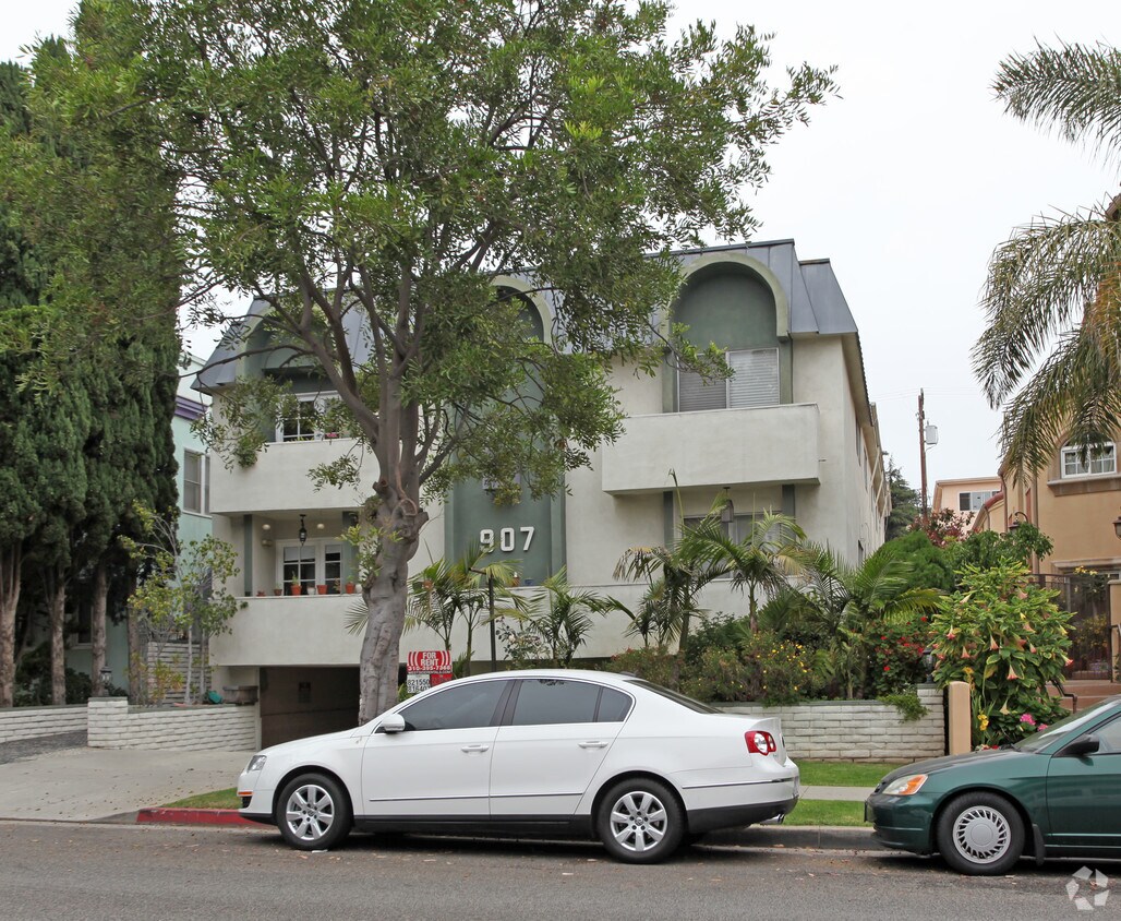 Foto principal - 907 7th St