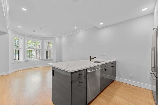 Foto del edificio - 535 Newbury St