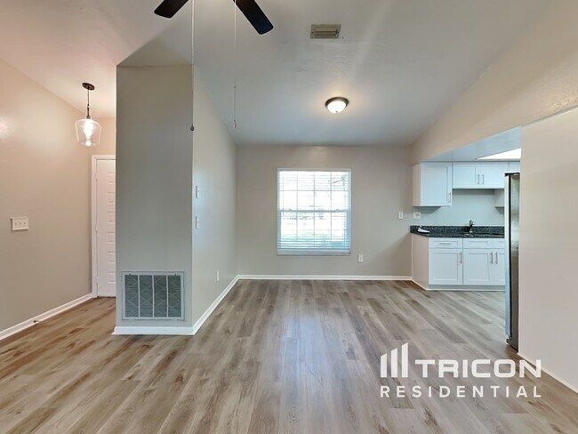 Building Photo - 435 Manor Boulevard Palm Harbor FL