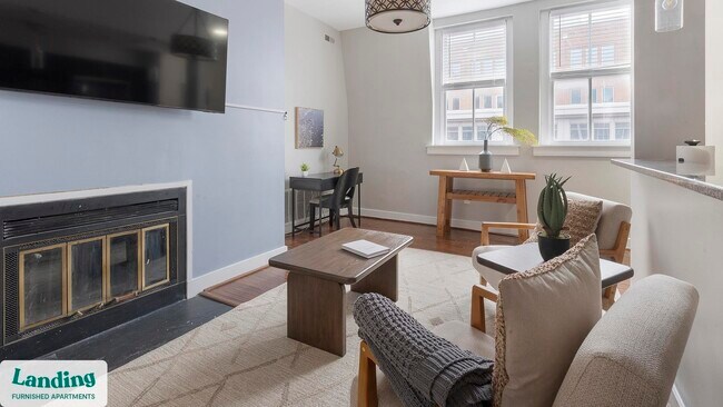 Building Photo - 617 W Lexington St