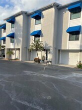 Building Photo - 745 Pinellas Bayway S