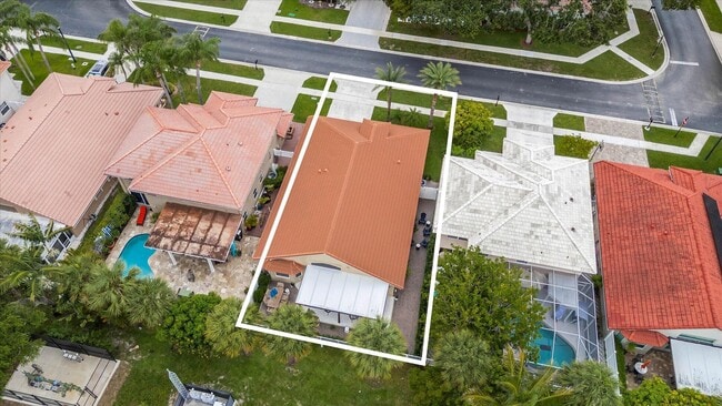Building Photo - 10112 Aqua Vista Way