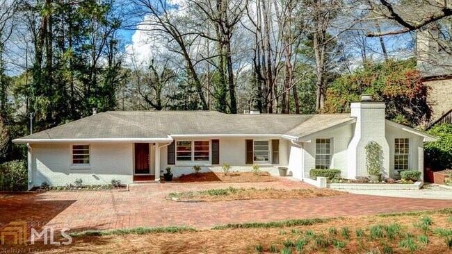 Building Photo - 4142 Haverhill Dr NE