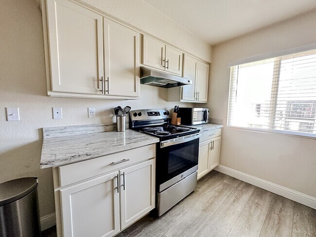 Foto del edificio - 12937 Highland Park Blvd