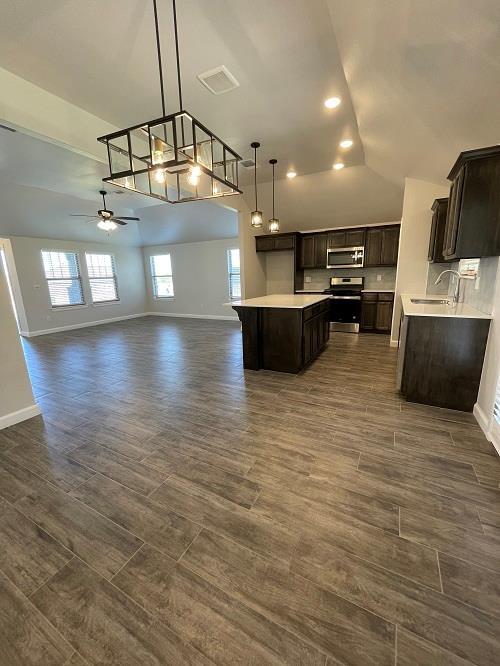 Building Photo - 2372 Anne Ln