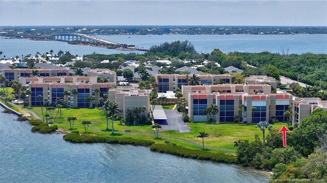 Foto del edificio - 3482 NE Causeway Blvd