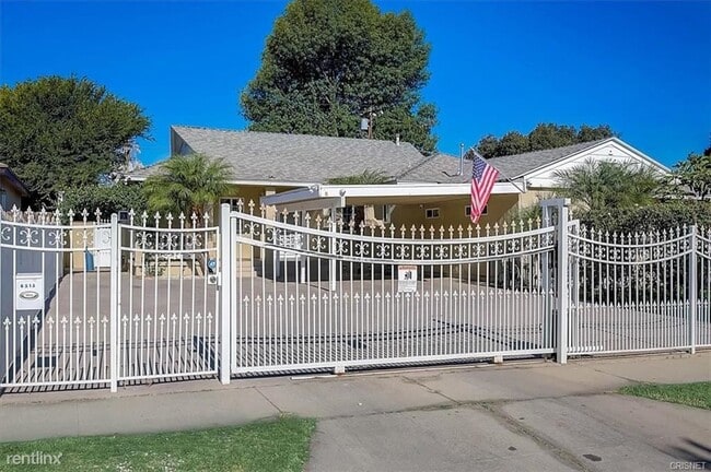 Building Photo - 3 br, 2 bath House - 6515 Baird Ave