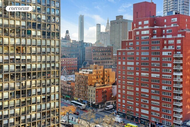 Foto del edificio - 303 E 33rd St