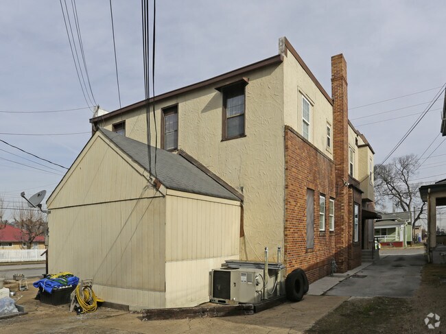 Building Photo - 1201 Duncan Ave