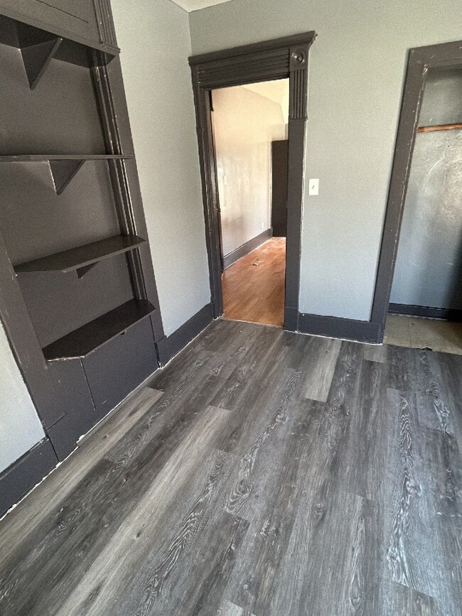 520 Park Ave Unit 4, Rockford, IL 61103 Room for Rent in Rockford, IL