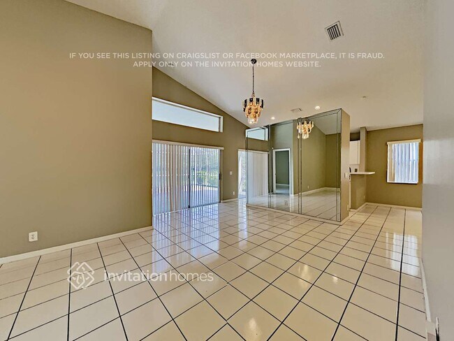 Foto del edificio - 161 E Bayridge Dr