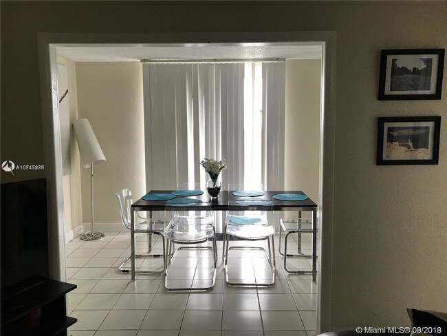 Foto del edificio - 1251 NE 108th Street  722 Miami FL 33161