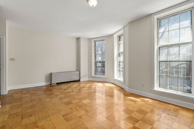 Foto del edificio - July 1 - Beacon Hill 1 bed in elevator building