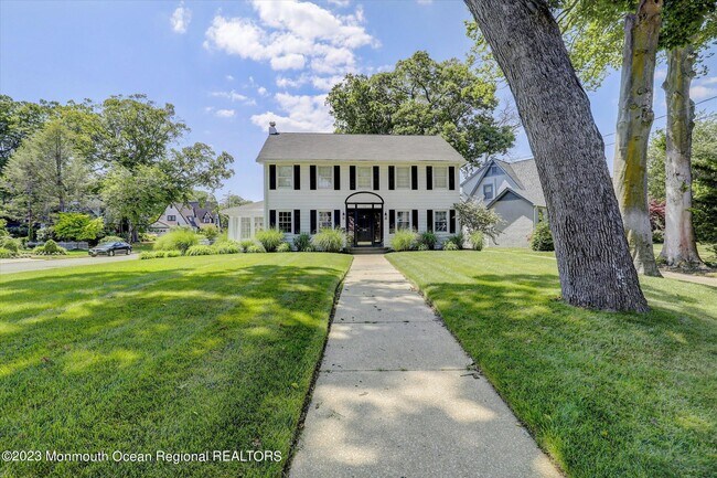 Foto del edificio - 570 N Edgemere Dr