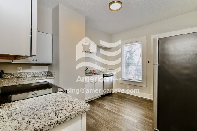 Foto del edificio - 1216 S 32nd St