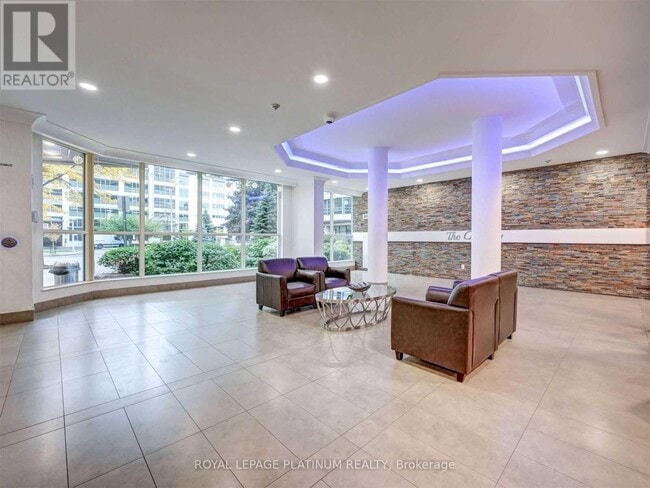 Photo du bâtiment - 250-1250 Webb Dr