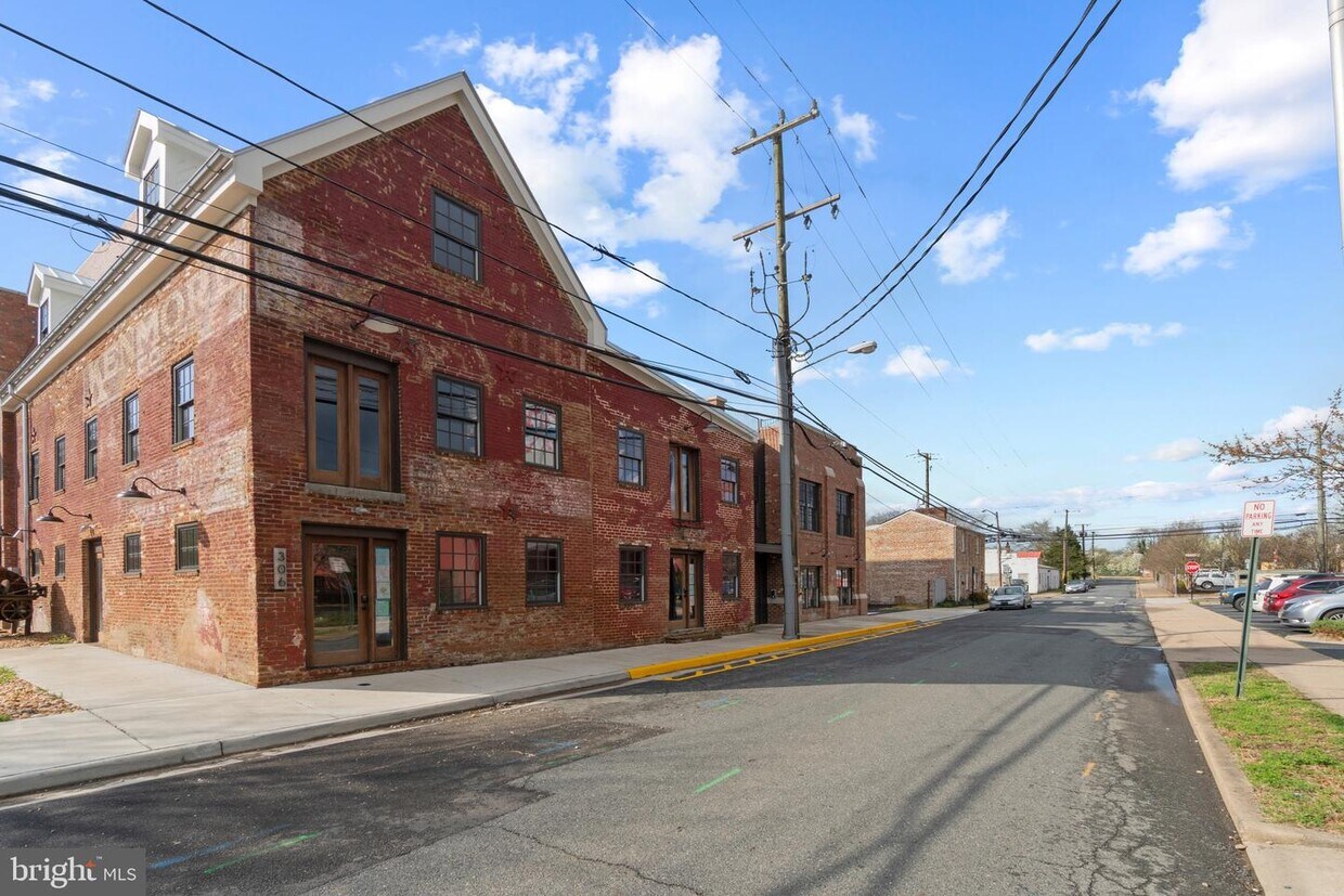 Foto principal - 310 Frederick St
