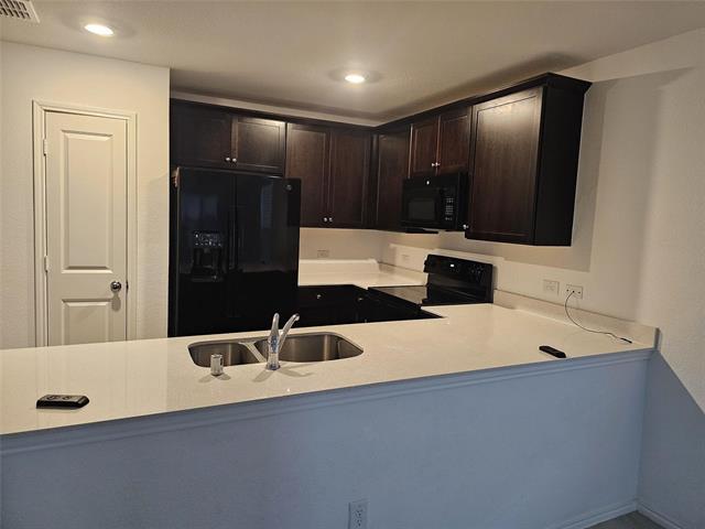 Building Photo - 200 Rubylace Dr