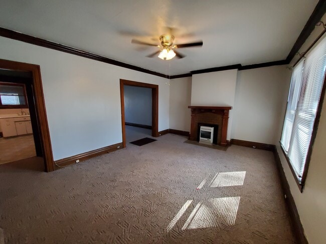 Living Room - 914 10th St
