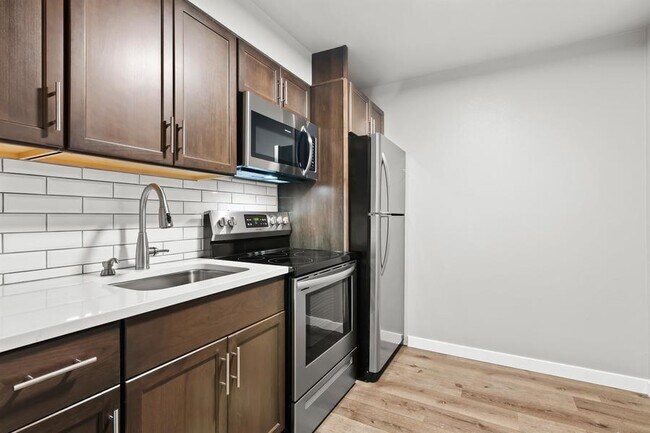 Building Photo - 5416 M Street21