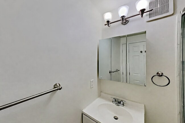 Foto del edificio - 3107 Willow Rd