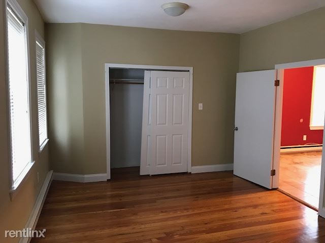Primary Photo - 32 Shelby St