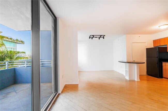 Foto del edificio - 1330 West Ave