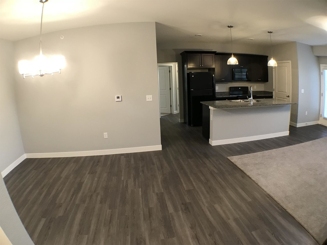 1665 McCleary Ln, Iowa City, IA 52245 Townhome Rentals in Iowa City