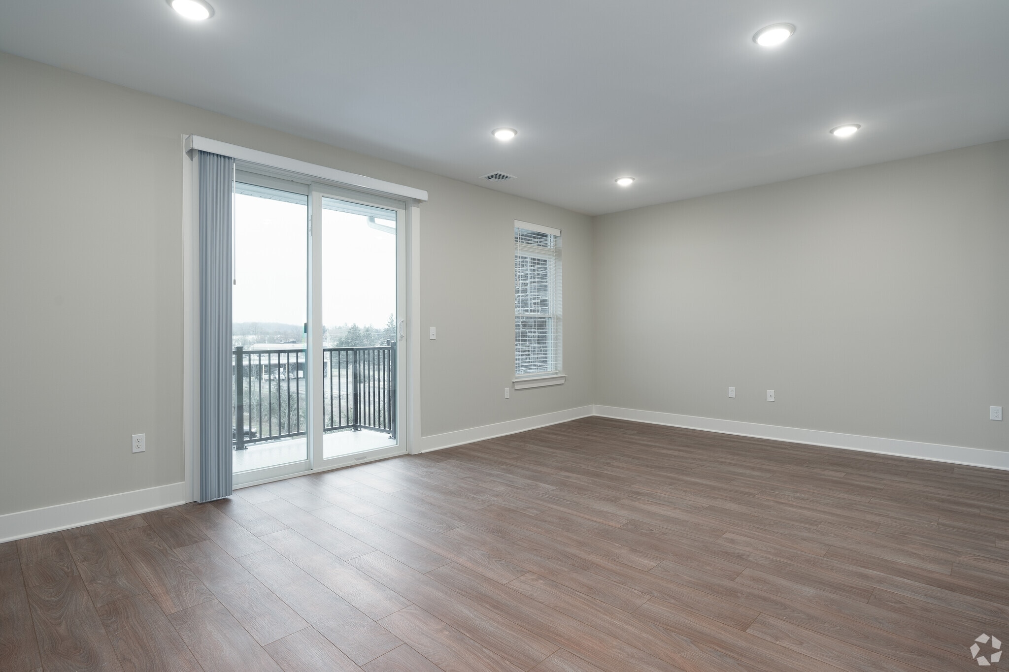 Sullivan Parke Apartments photo 3