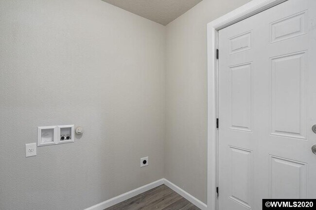 Foto del edificio - 625 25th St SE