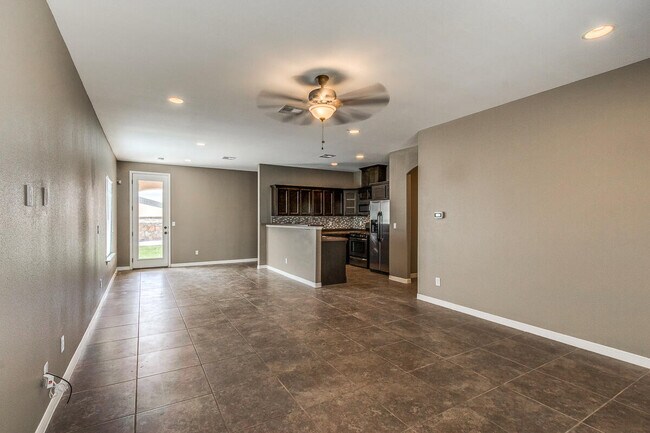 Building Photo - 14255 Hacienda Rock Dr