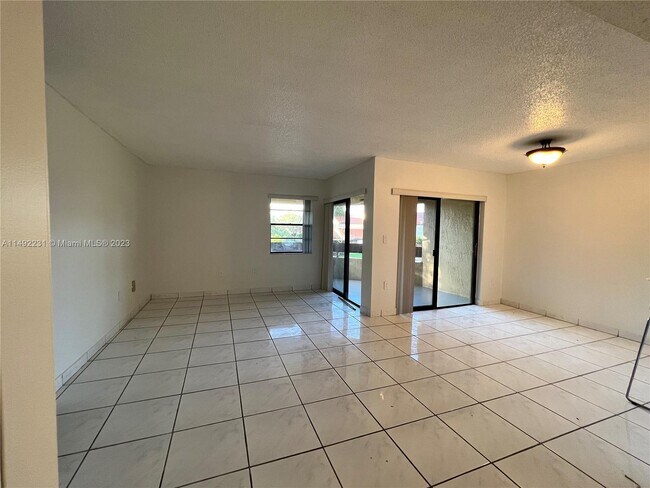 Foto del edificio - 9285 SW 125th Ave