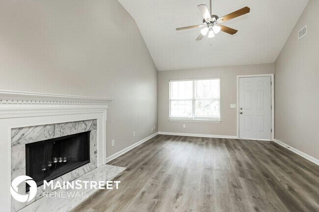 Building Photo - 703 Lou Gehrig Cir