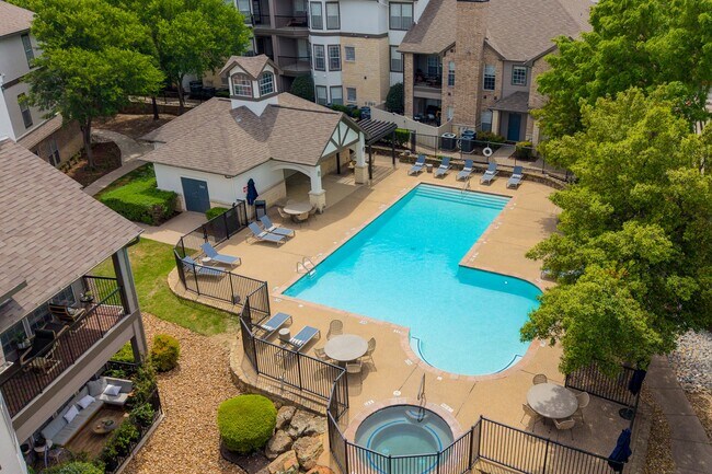 Foto del edificio - Legacy Estates at Frisco