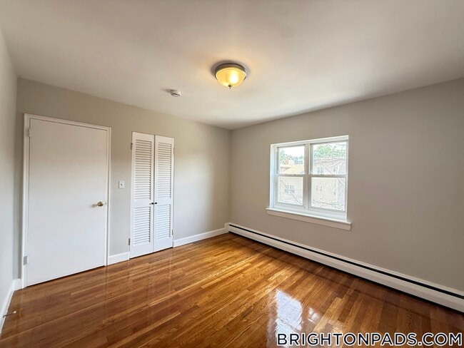 Building Photo - 63 Selkirk Rd