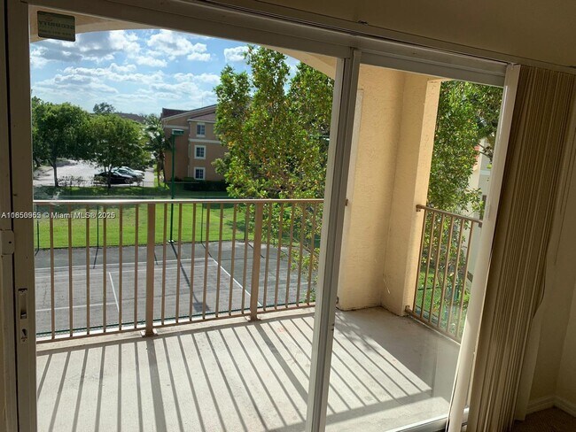 Foto del edificio - 4041 San Marino Blvd