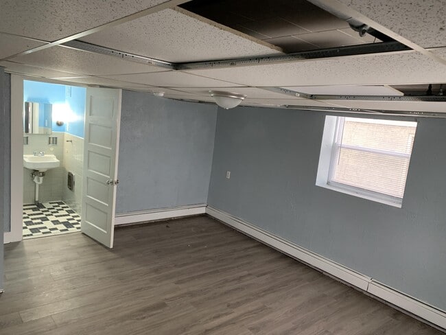 Building Photo - 356 N Pennsylvania Ave