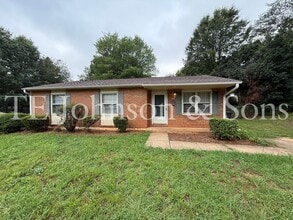 Building Photo - 4218 S Jasmin Ct