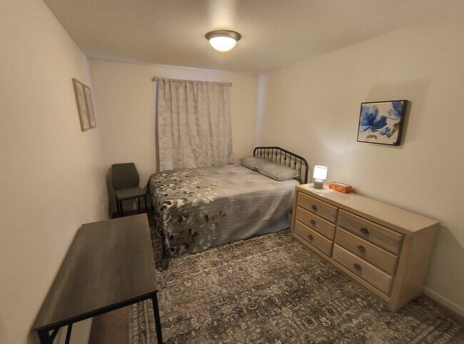 Foto del edificio - 3518 E Richmond Rd