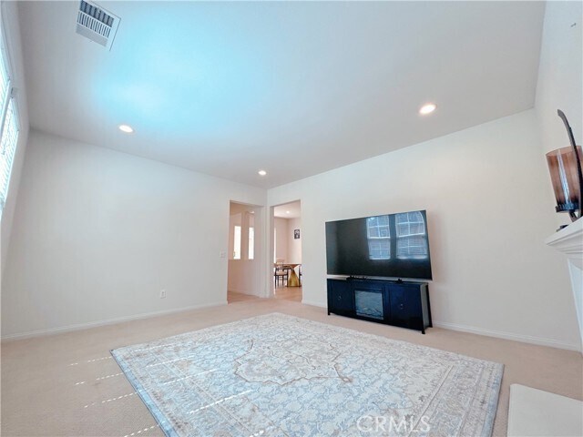 Foto del edificio - 15823 Elfin Forest Ave