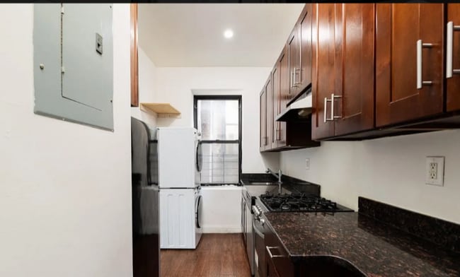 Building Photo - W. 124th St, St Nicholas Ave