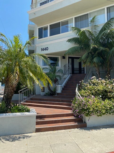 Frente del edificio - 1440 23rd St