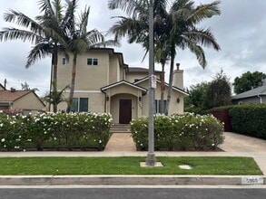 Building Photo - 5960 Balcom Ave