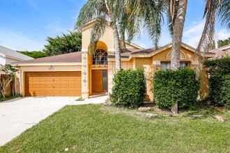 Building Photo - 18811 La Costa Ln